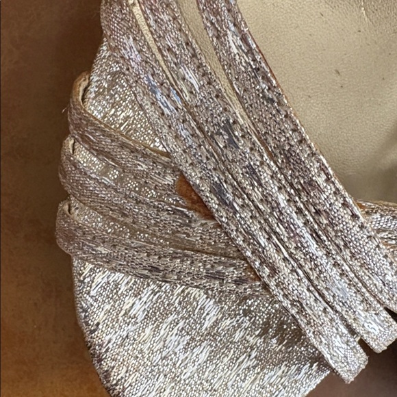 Papell Studios Glittery Gold High Heels Shoes - Leather Sole- Womens Size 6 1/2 - Picture 11 of 11